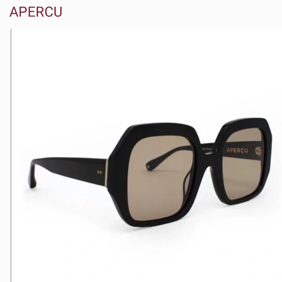 LAURENCE TRES NOIR’s Oversized Sunnies. - Picture 4 of 6